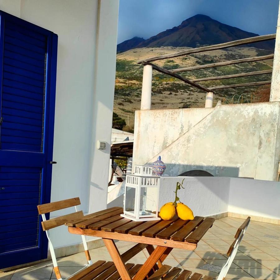 The Lighthouse Room Stromboli Extérieur photo